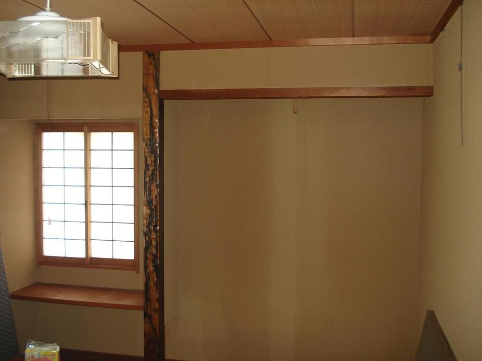 大元の戸建てのリビング以外の居室