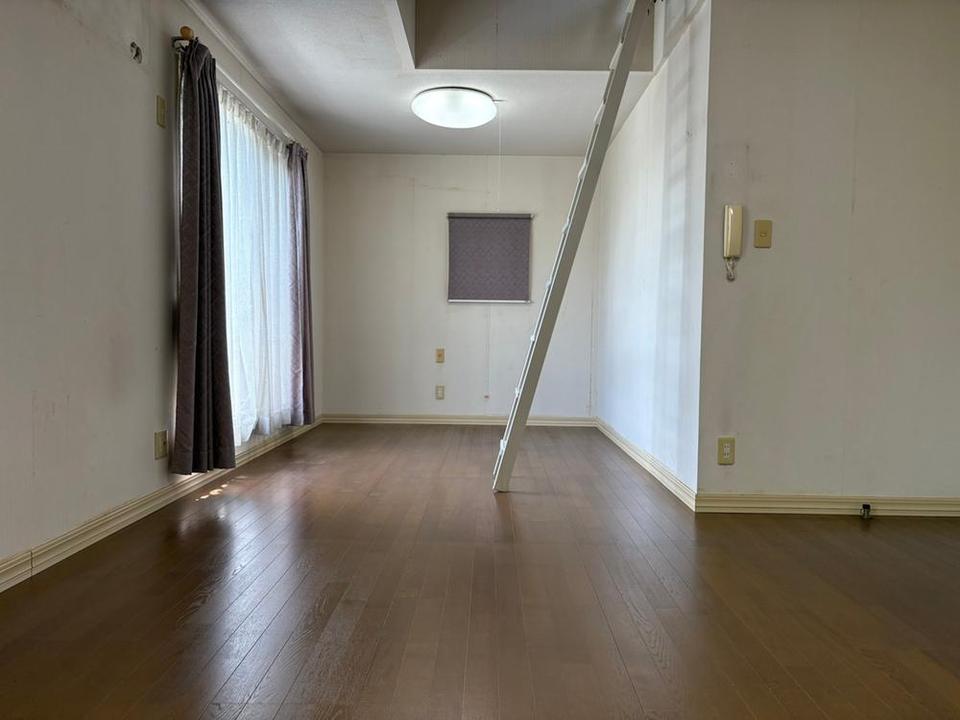 国富の戸建てのリビング以外の居室