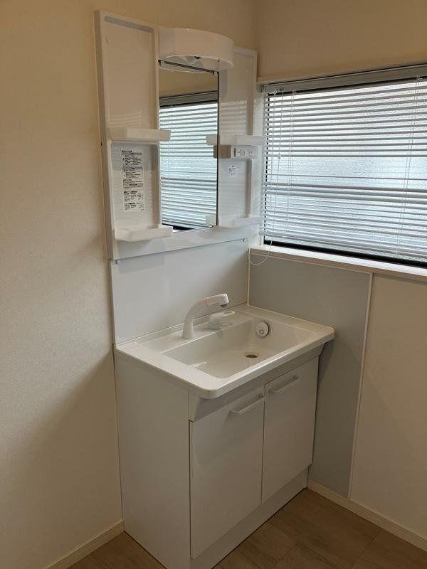 老松町の戸建ての洗面台・洗面所