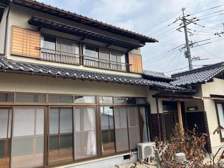 老松町の戸建ての外観