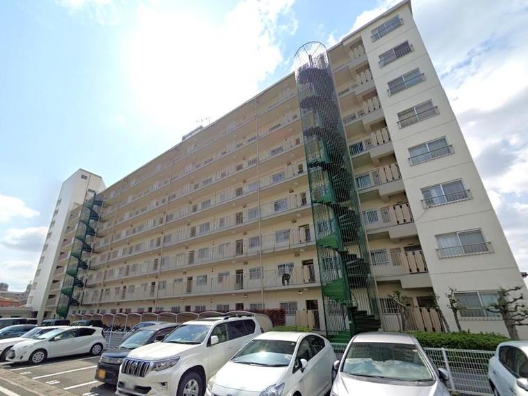 奉還町のマンションの外観