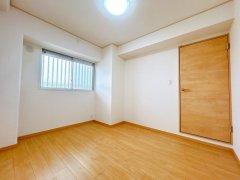 伊島町のマンションのリビング以外の居室