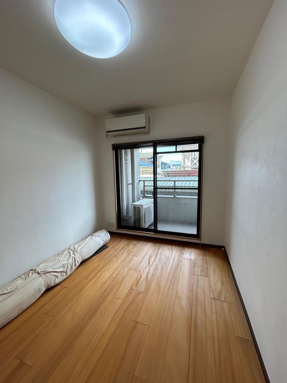 原尾島のマンションのリビング以外の居室