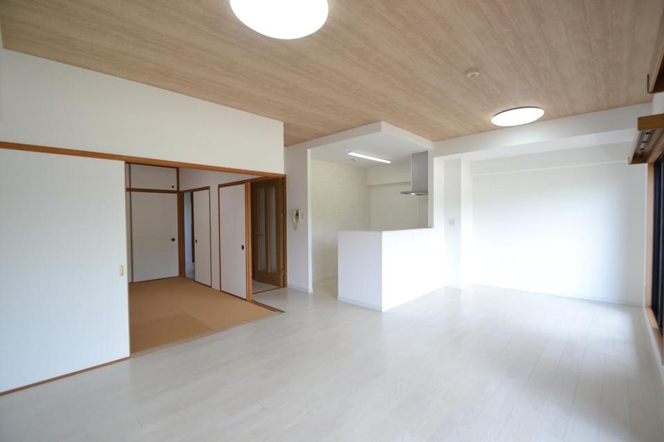 江並のマンションのリビング