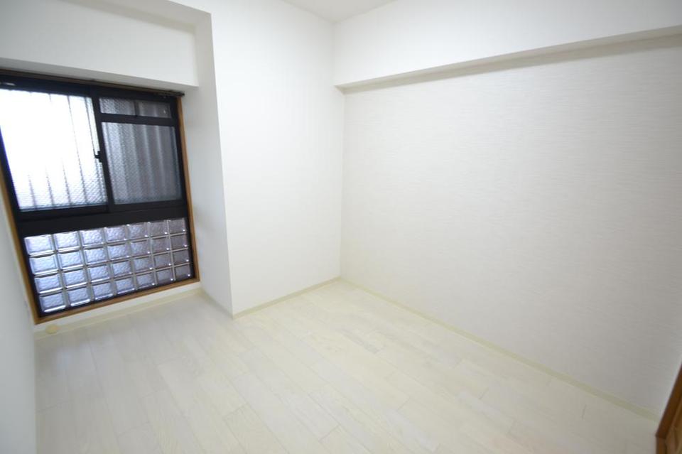 江並のマンションのリビング以外の居室
