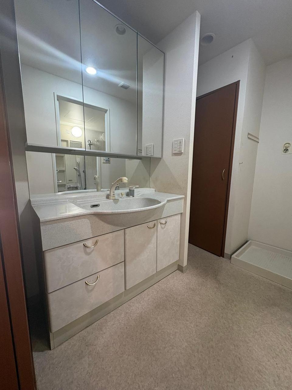 兼基のマンションの洗面台・洗面所