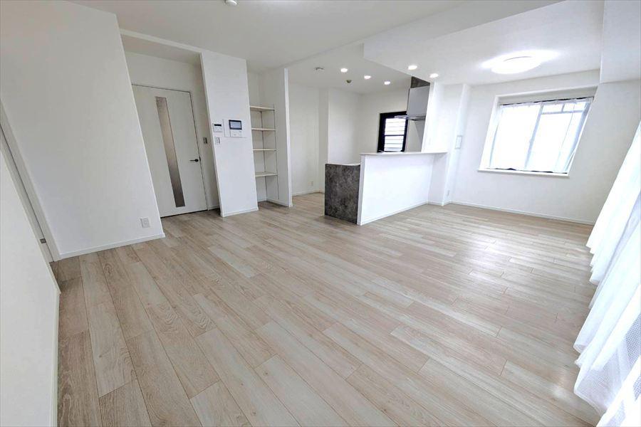 築港新町のマンションのリビング